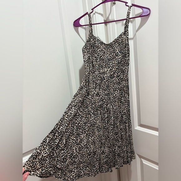 Old Navy Dresses & Skirts - Old Navy Black and White Leopard Mini Dress